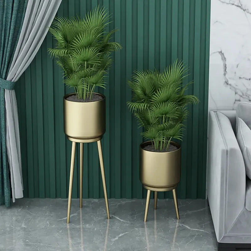 Planters & Stands